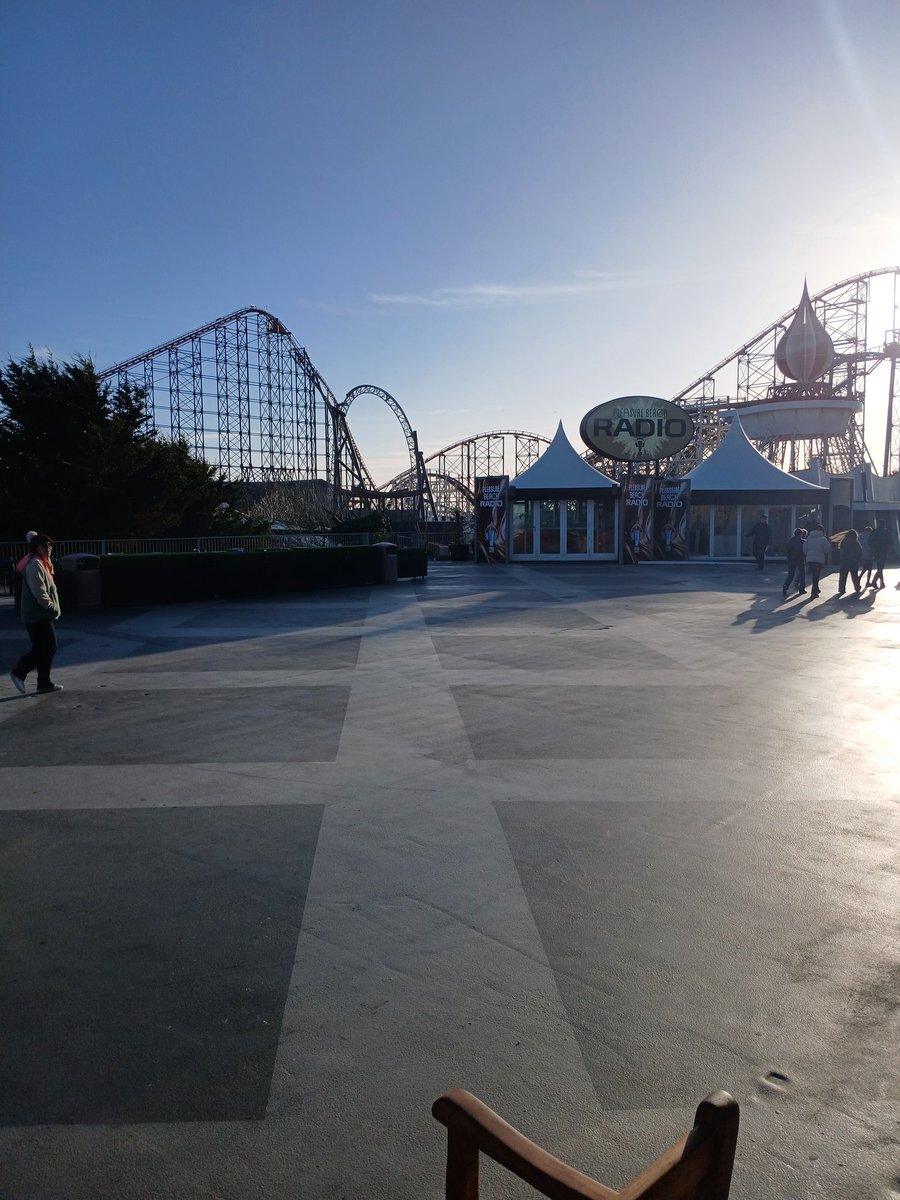 CoasterPilot🎢✈️ tweet media