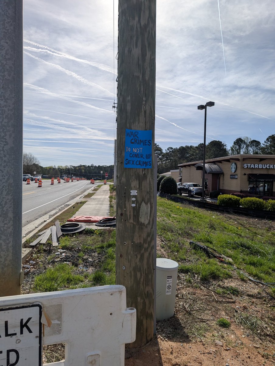 mareshmallowcremd tweet media