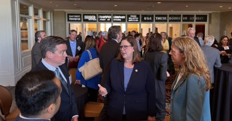 Congresswoman Julie Johnson tweet media