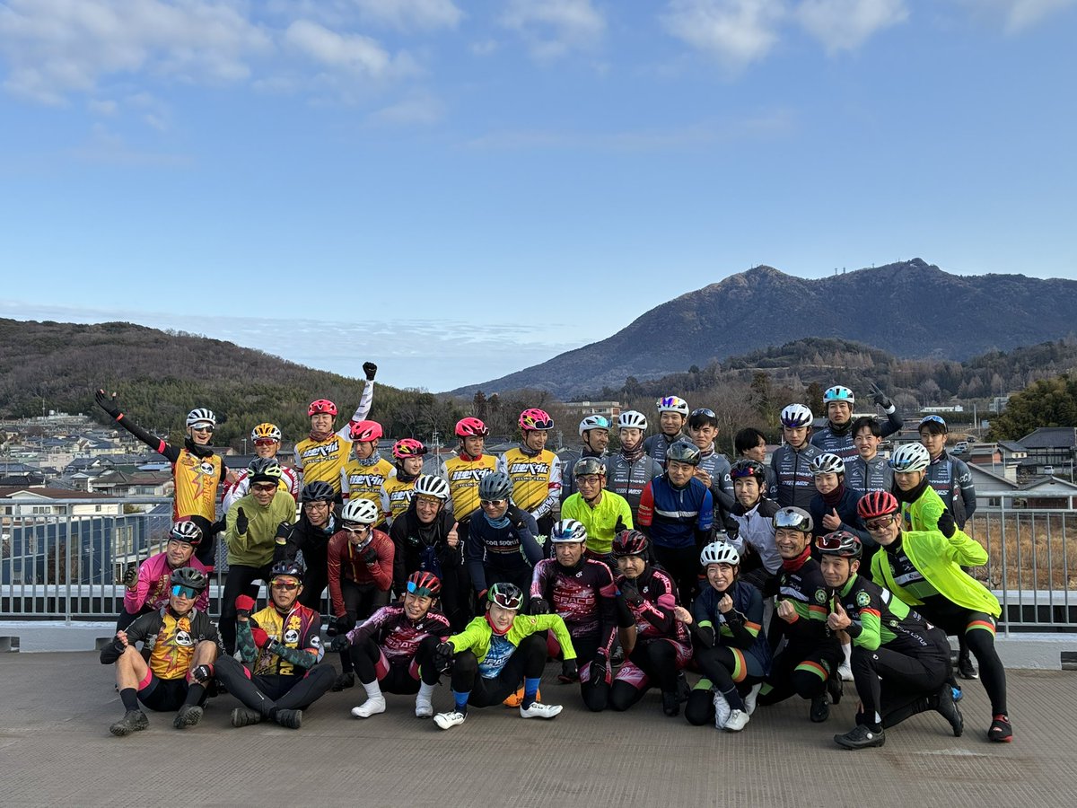 heat_caravan's tweet photo. HEAT CARAVAN ロングコース出発しました。いってらっしゃい！ https://t.co/9MM4VjD930