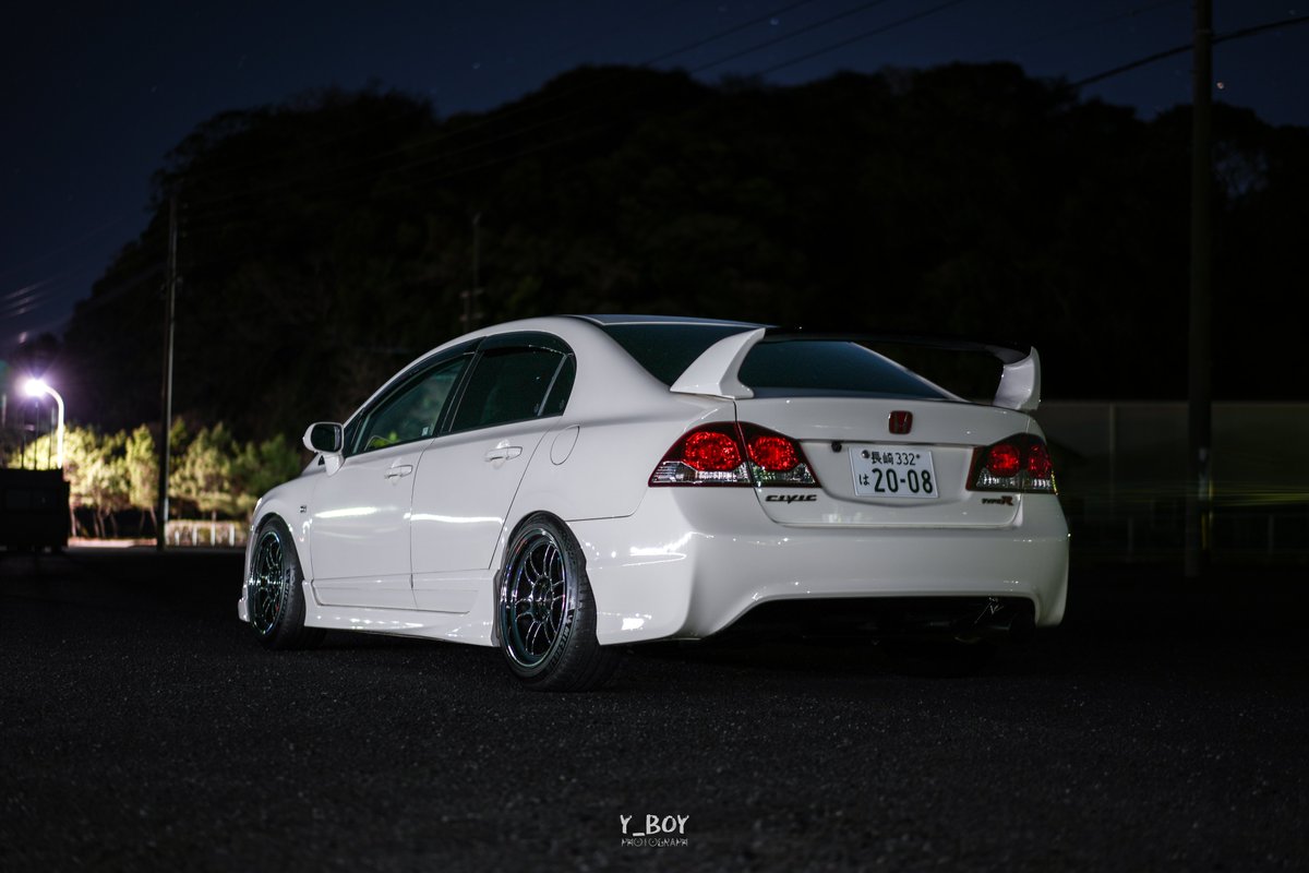 𝑵𝑬𝑾 𝑺𝑻𝒀𝑳𝑬
ENKEI Racing RPF1 SBC  17inch 9J+22  (R face) 通し

FD2にRPF1を履かせるなら絶対にSBCカラーを入れたくて遂に理想を形に出来ました！