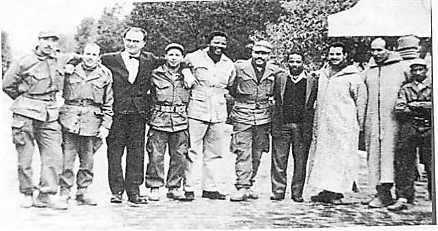 WBouchenafa's tweet photo. L’Algérie perd un monument, l’Afrique aussi.
L’ami de @NelsonMandela, le diplomate algérien #Nordine_Djoudi, s’est éteint.
Militant du FLN à l’international dès 1955,  il fut aussi témoin en 1961 de la rencontre entre la révolution algérienne et  Mandela dans les camps de l’ALN. https://t.co/WhtG7oFIsO
