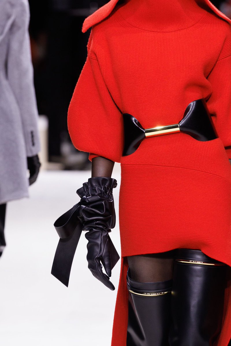 "عهـد" خبيرة مظهر🎖️image consultant tweet media