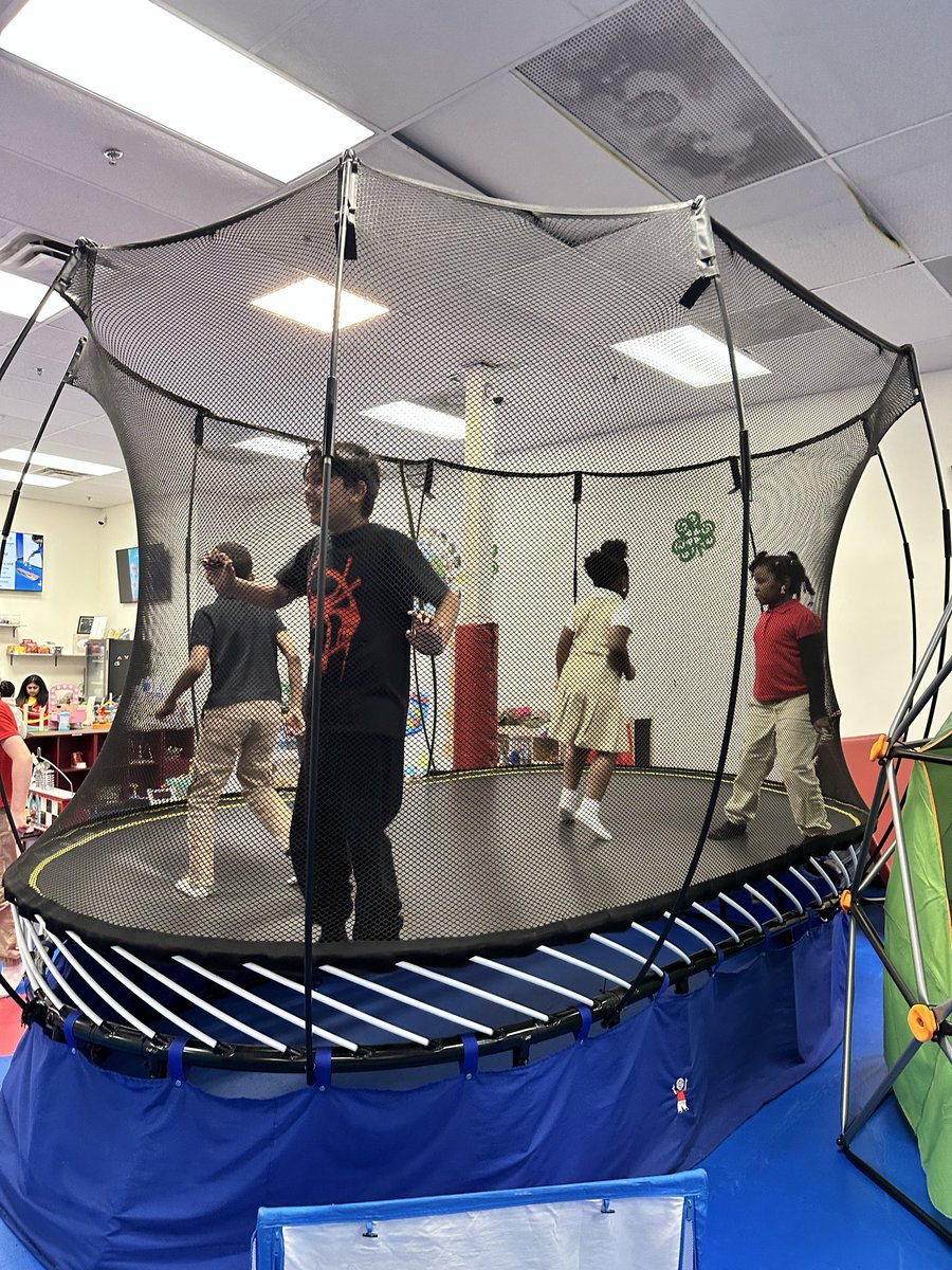 Caitlin Sabers tweet media