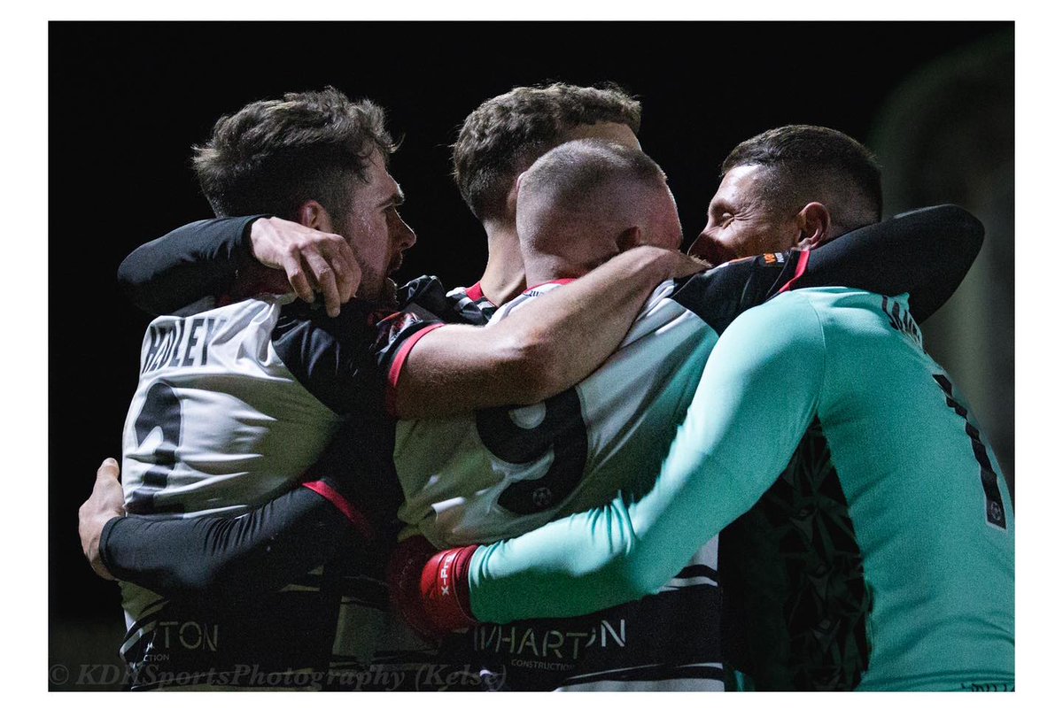 Darlo Retro 📸 tweet media