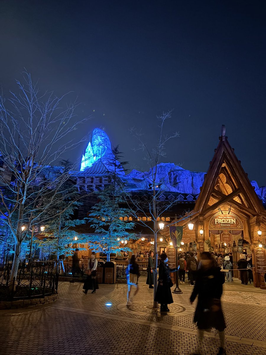 siro_710's tweet photo. 久しぶりのネズミーシー旅行行ってきた https://t.co/4aMbj1xYqn