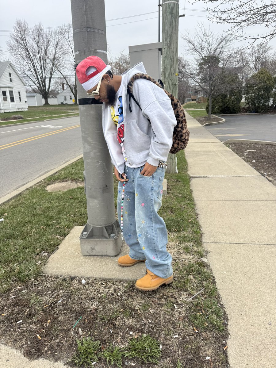 WhyNotHendrixx's tweet photo. The lost boy got fly without Peter Pan🪽 https://t.co/3InCTldQ7B