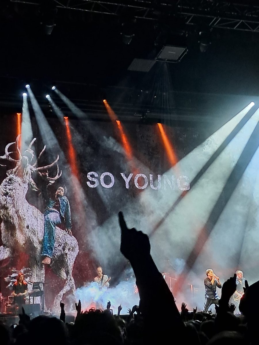 Renaud tweet media