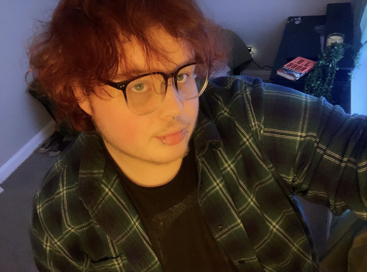 beau blue ❀ tweet media