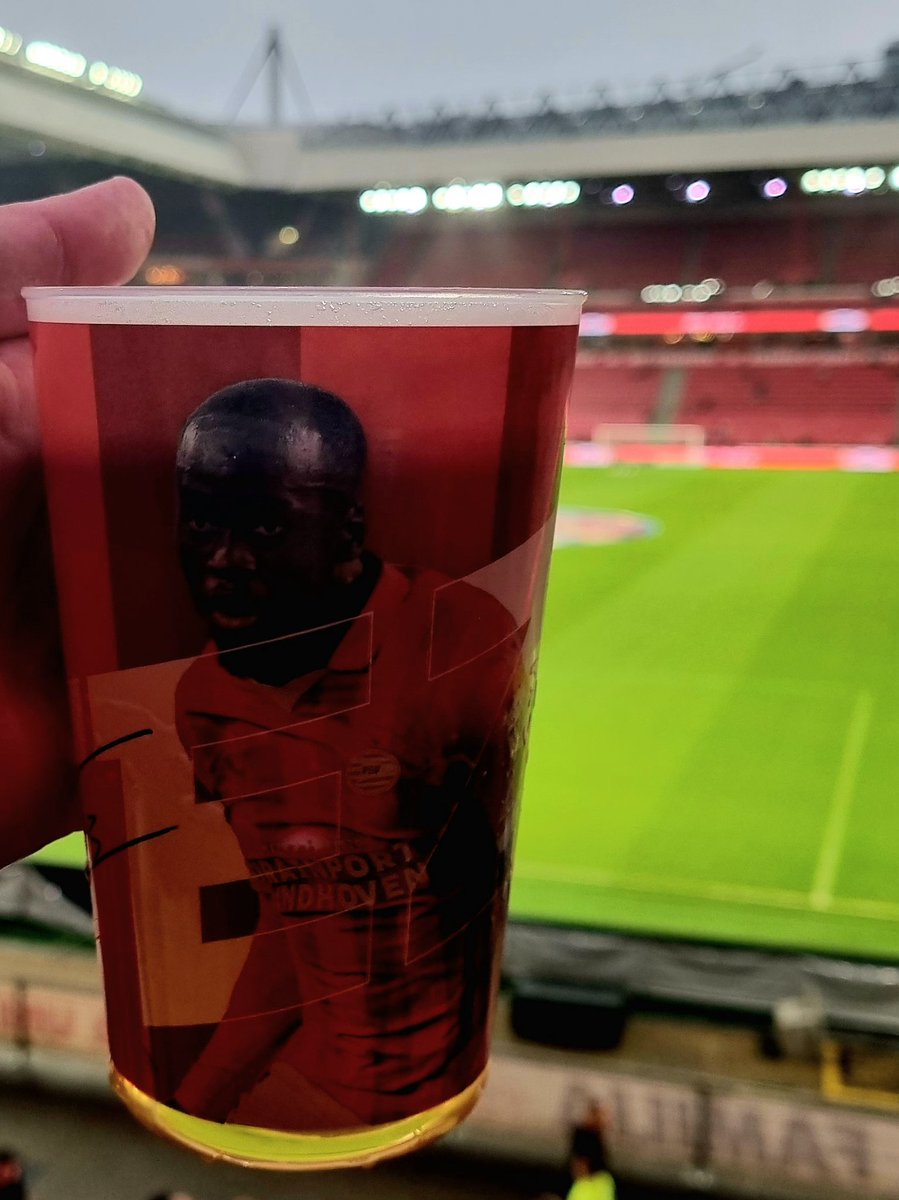 📅 14/03/2026 - Wedstrijd 20
🇳🇱 <a href="/PSV/">PSV</a> - <a href="/necnijmegen/">N.E.C. Nijmegen</a>
⚽️ 2-3
🏆@Eredivisie
🏟 Philips Stadion, Eindhoven
✅️ Pinten 🍻
❌️ Punten 0️⃣

Waande me in een sprookjesbosz. Wat een droomvlucht. 🤡

#RoadTo27 #PSVNEC #PSV