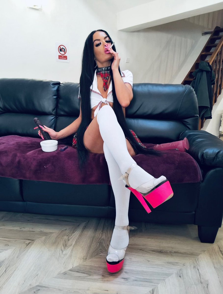 PrincessDollMadelinCrystal💫 tweet media