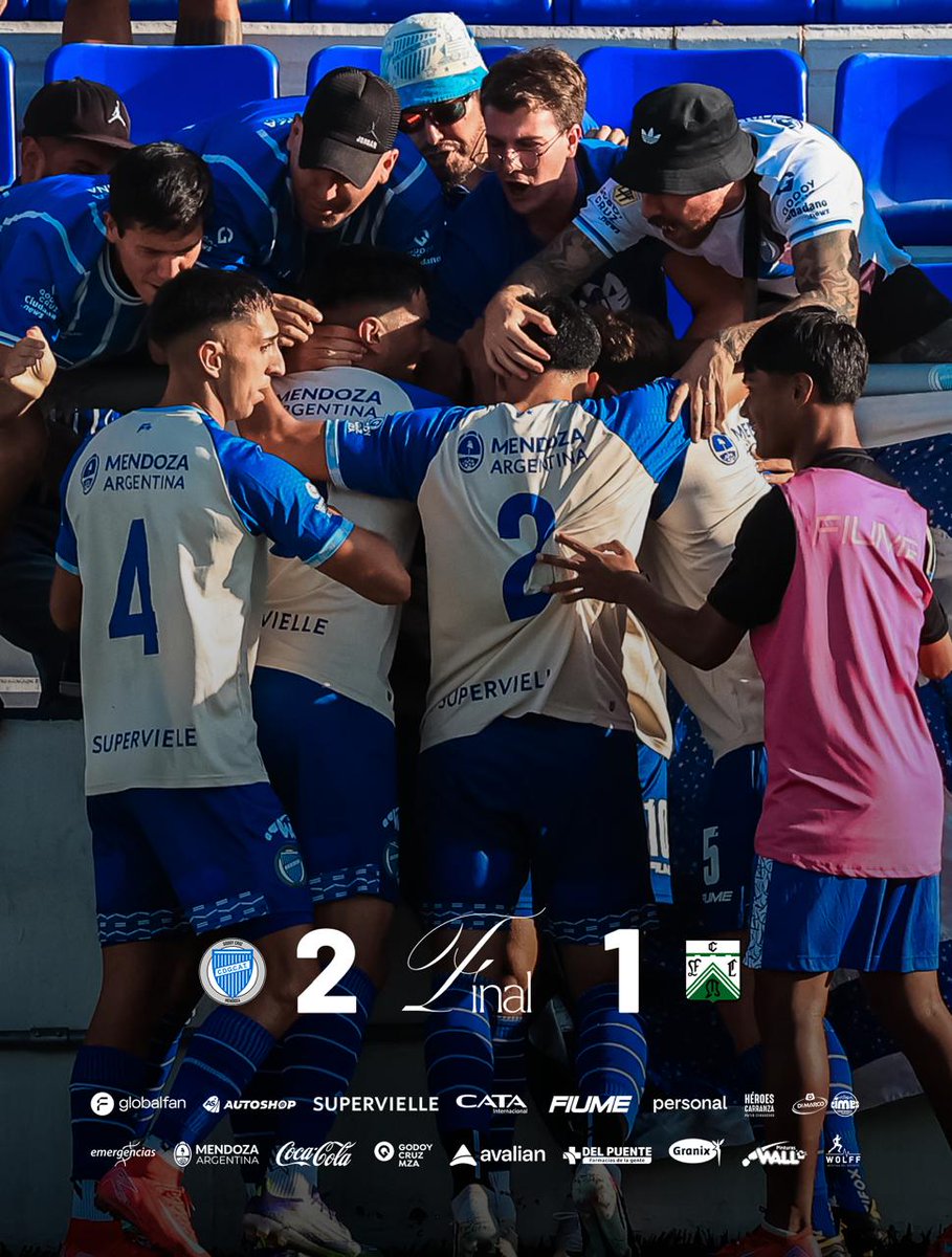 ClubGodoyCruz's tweet photo. ¡¡¡¡FIIIIIIIINAAAAAAAAAAAAL DEEEEEL PAAARTIIIDOOOO!!!! GAAAANOOOOOOOOO EEEELL TOOOOOMBAAAAAA EN EL FELICIANO GAMBARTE. CON GOLES DE VICENTE POGGI Y DE NAHUEL ULARIAGA EL BODEGUERO DERROTÓ POR 2 A 1 A FERRO.

Godoy Cruz 2 🆚 1 Ferro

#JUEGAGODOYCRUZ 💪
#VamosTomba 💙🤍 https://t.co/aaJIcgUMkh