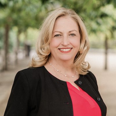 SonyaGFischer's tweet photo. #NewProfilePic https://t.co/KQzTFesPq1