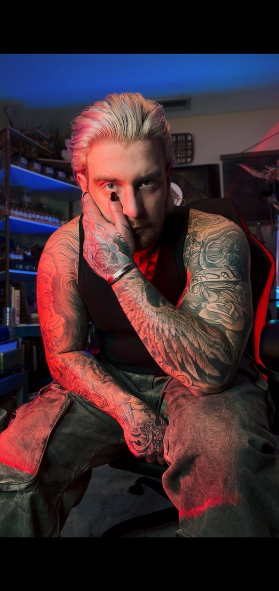 Jordan Peek tweet media