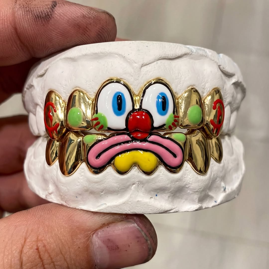 JustFreshKicks tweet media