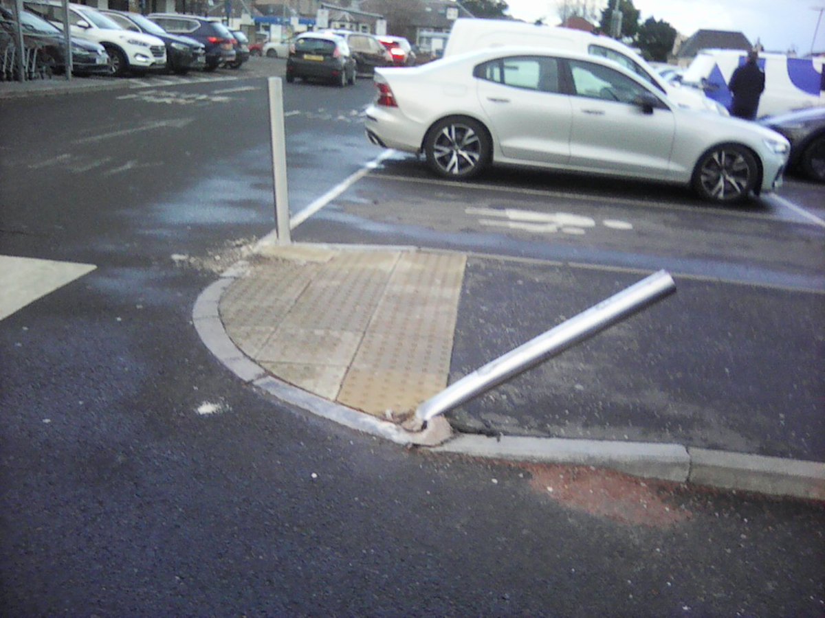 Citizen GrimRealist Snagging, Esq. tweet media