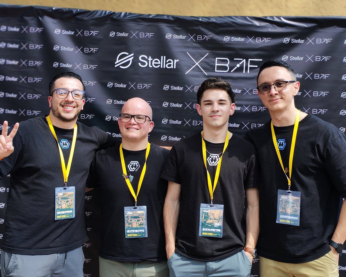 Anouknnaki tweet media