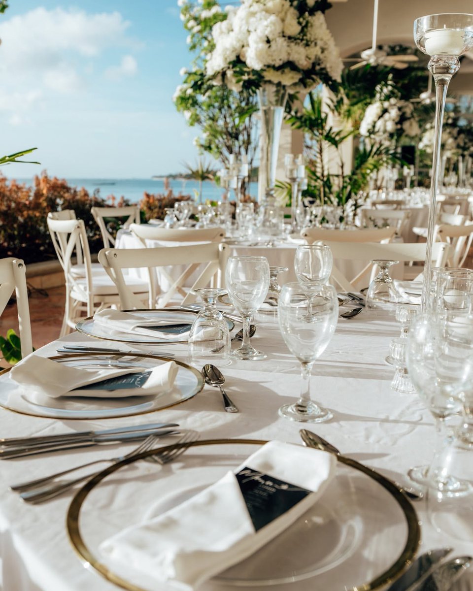 Barbados's tweet image. Your forever begins here.🇧🇧✨
Imagine exchanging vows with turquoise waters behind you and the warm island breeze all around. That is the magic of getting married in Barbados.

📸: @fairmontroyalpavillion, thanks for sharing!

#MyBarbados #LoveBarbados #VisitBarbados #IsleDo