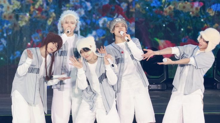 ₊˚˖7th year: zara.th⁵₊˚˖ tweet media