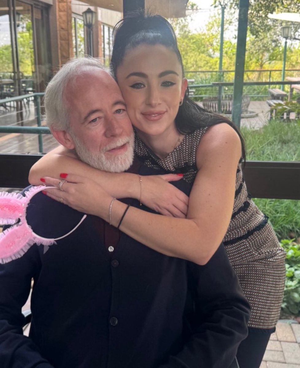 Angeliki tweet media