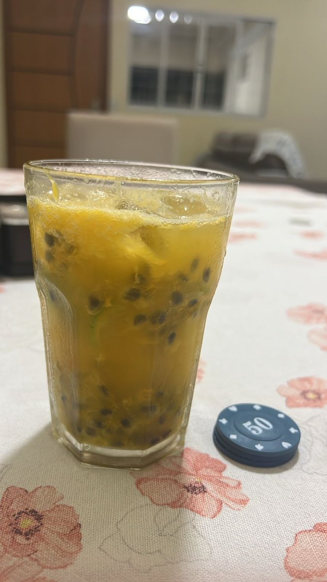 dia de drinks e poker