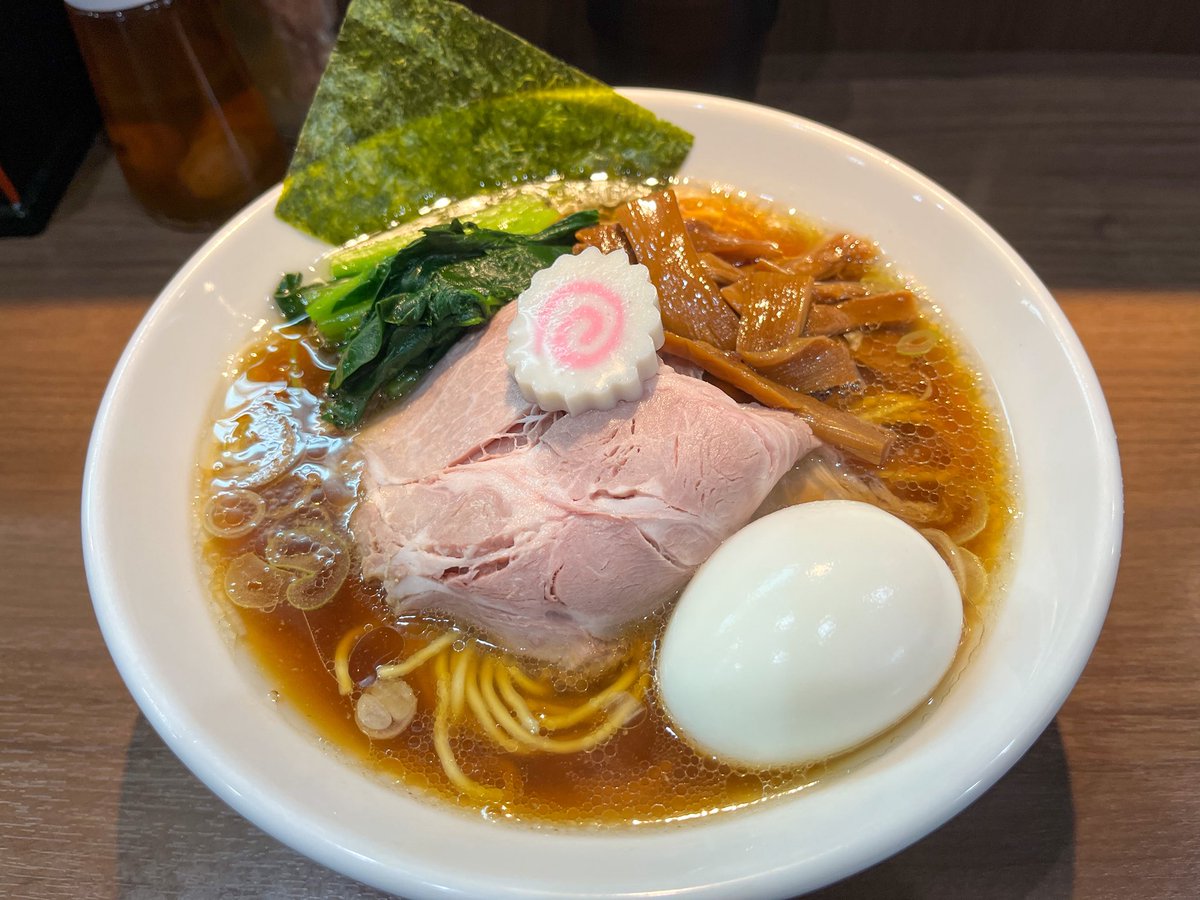 daka__'s tweet photo. Noodle&amp;Spice curry 今日の1番
☆僕が大好きな生姜醤油らーめん

僕も大好きなやつ来ました
スープも具材もとにかくいろいろキレッキレ
体もポカポカ、超満足な一杯
今日も美味しいらーめんありがとう😋 https://t.co/ut4Eu1J7kA