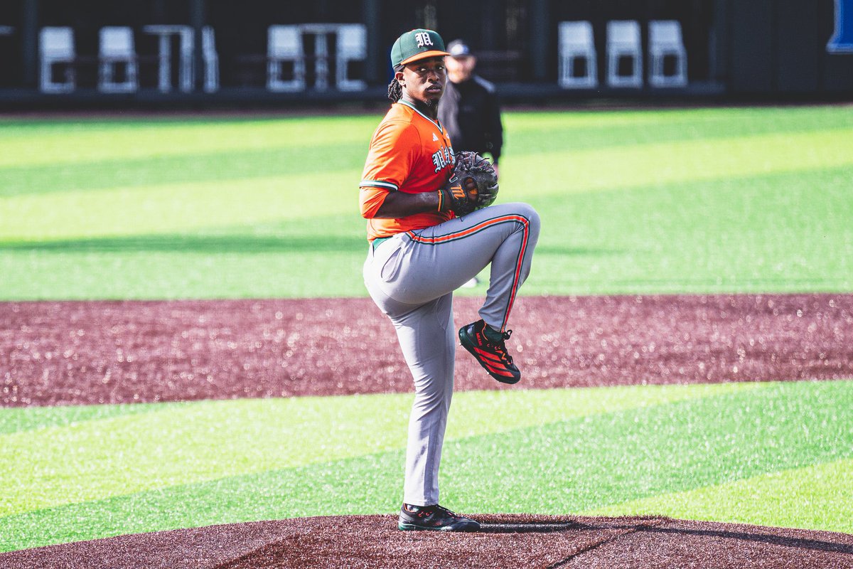 HurricanesMuse tweet media