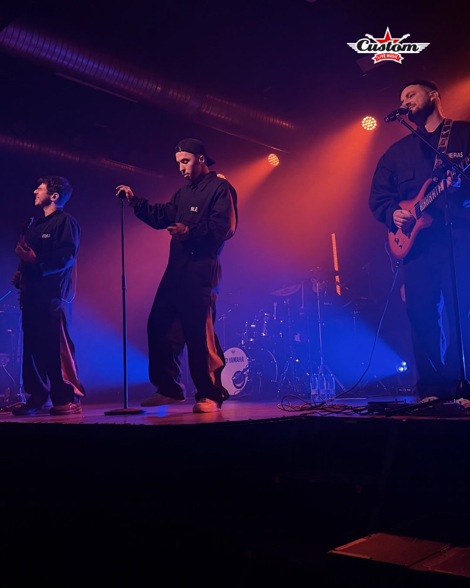 Sala Custom tweet media