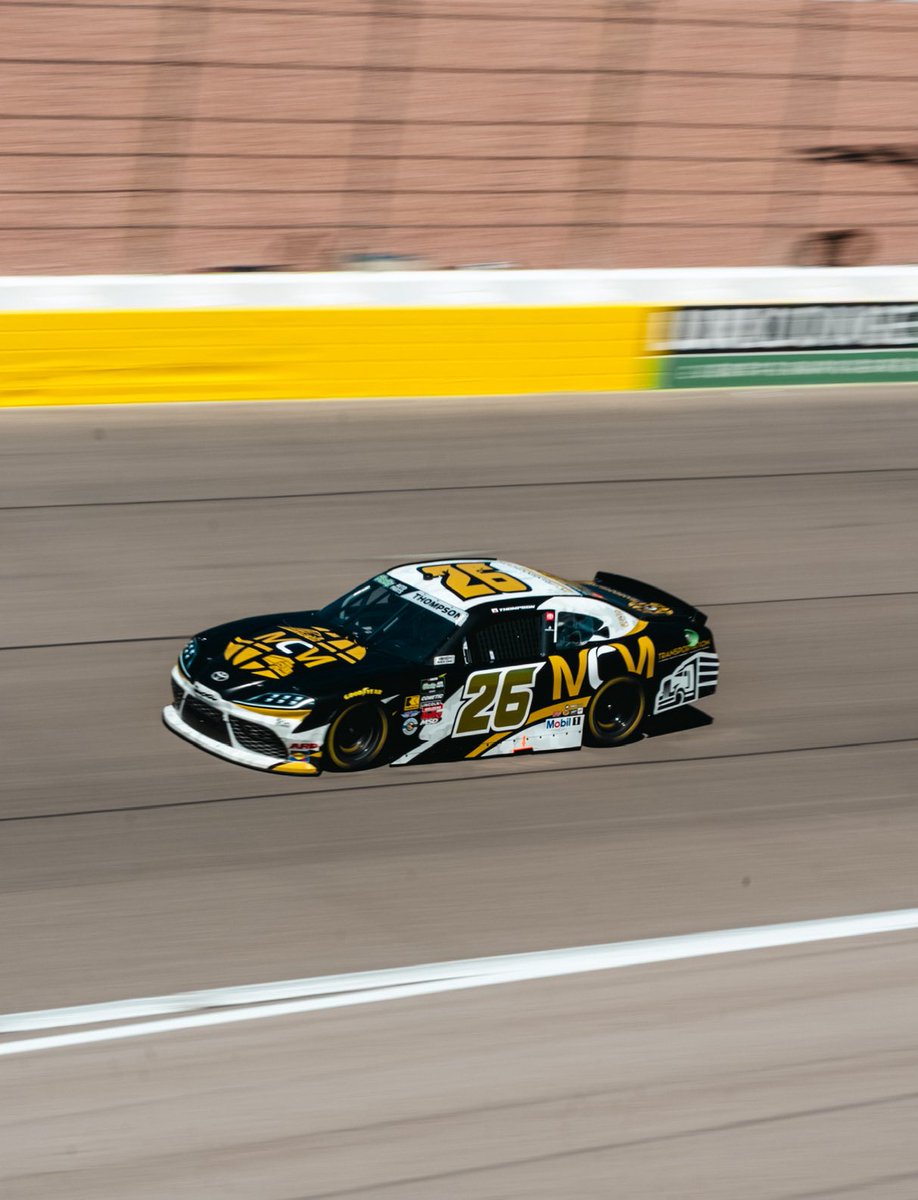 Sam Hunt Racing tweet media