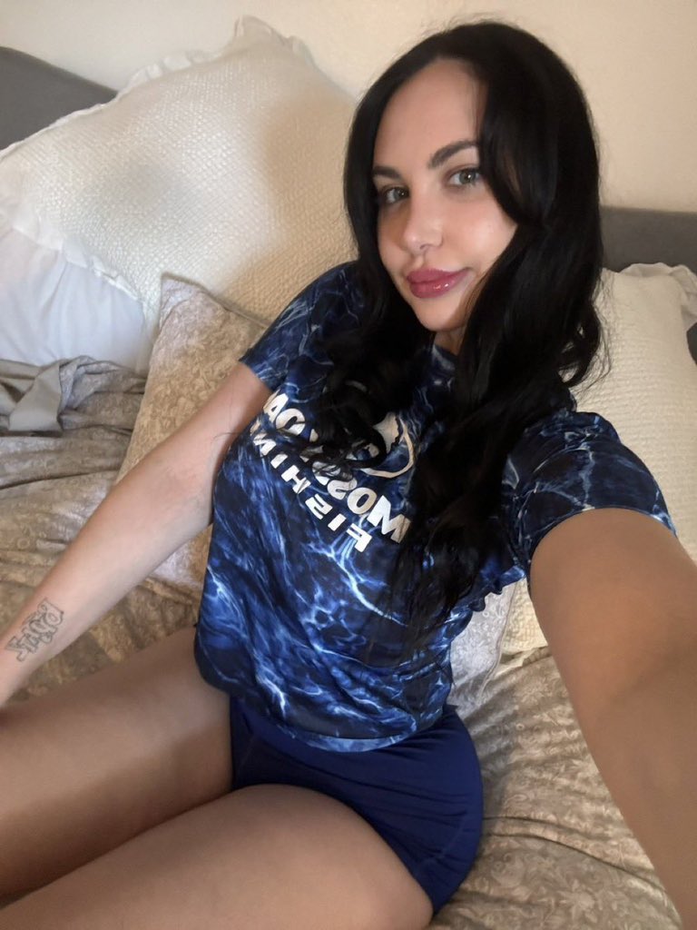 And(1)One tweet media