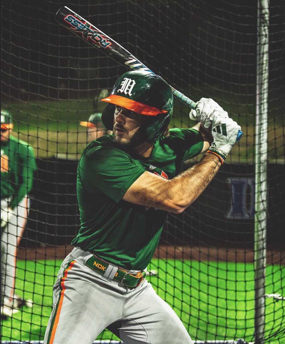 HurricanesMuse tweet media