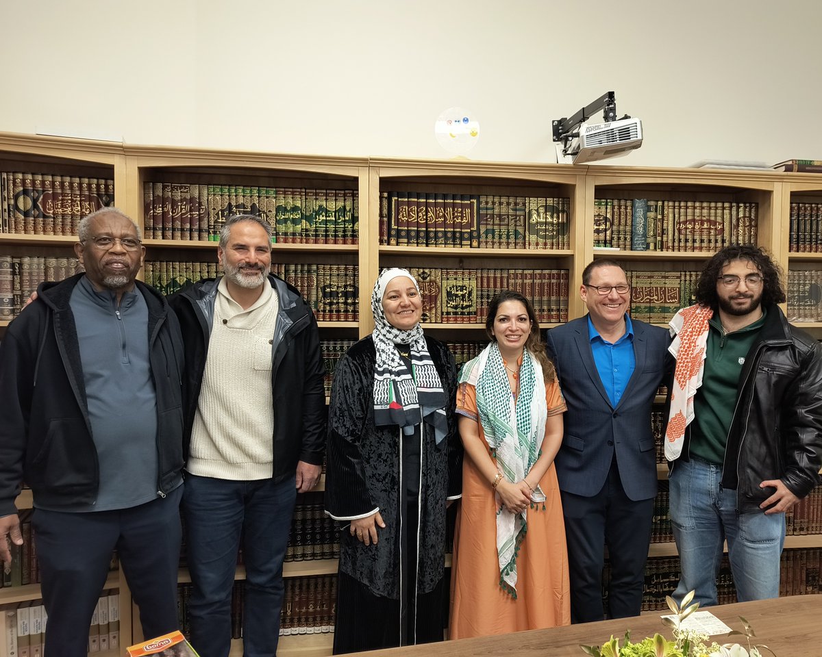 Avi Lewis tweet media