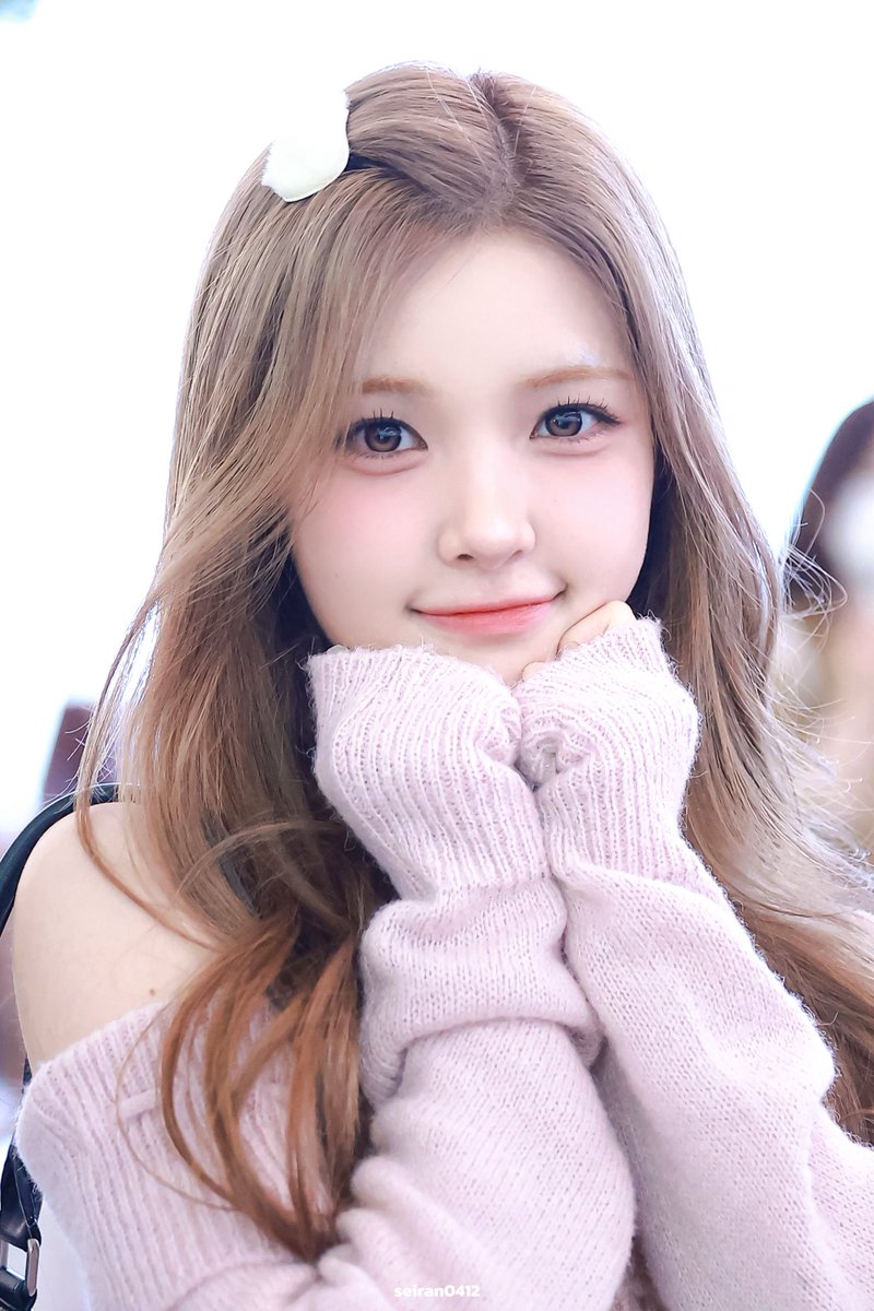 260315
🍡
#YUHA #유하 
#Hearts2Hearts #하츠투하츠 #H2H