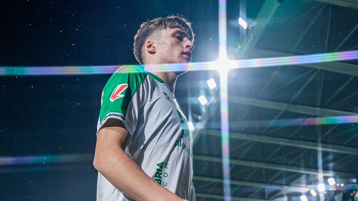 Aaron Domínguez tweet media