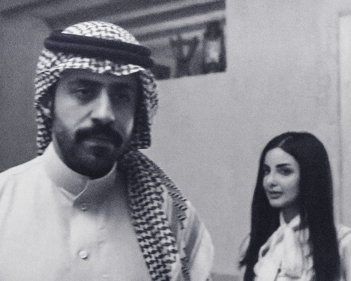 stellagrile's tweet photo. كل ما أقفيت ناداني تعال         وكل ما أقبلت عزّم بالرحيل https://t.co/oTd1kftyfA