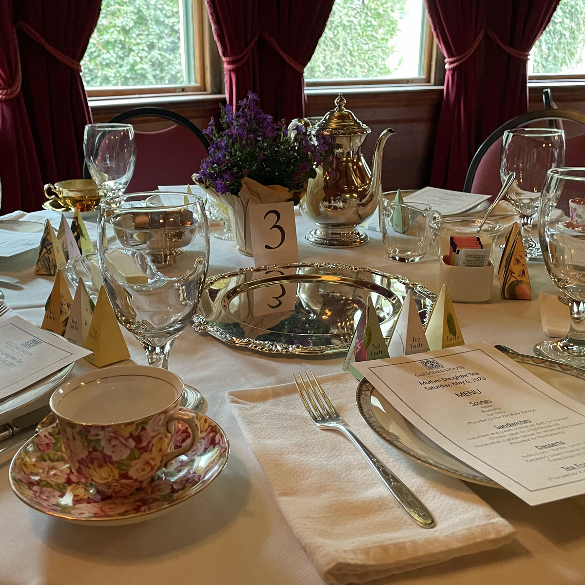 Glessner House tweet media