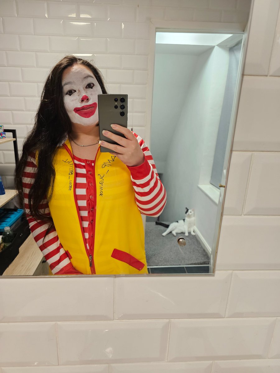 ItsJeniBoo tweet media