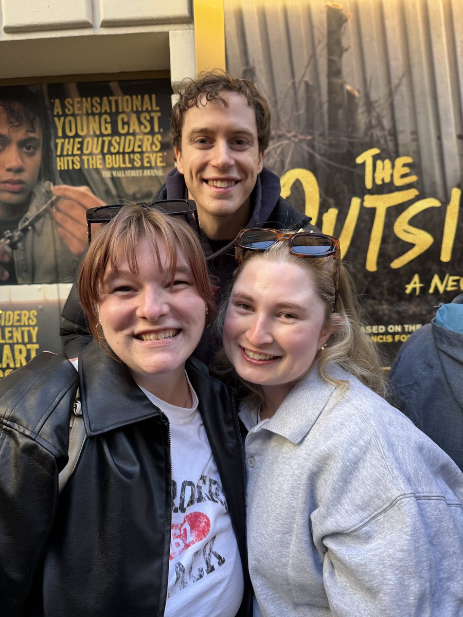 erin is glamorous 💋💌🪩🖤🪽🫧 tweet media