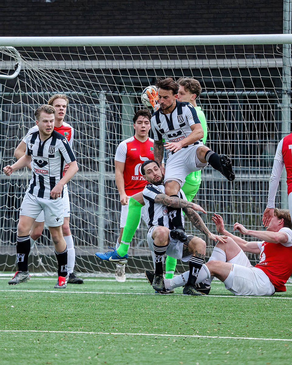 Petra van der Meer maakte prachtige foto's van de thuiswedstrijd tegen De Fendert waarvoor onze grote dank

bekijk hier de foto's: vvdubbeldam.nl/fotos-dubbelda…