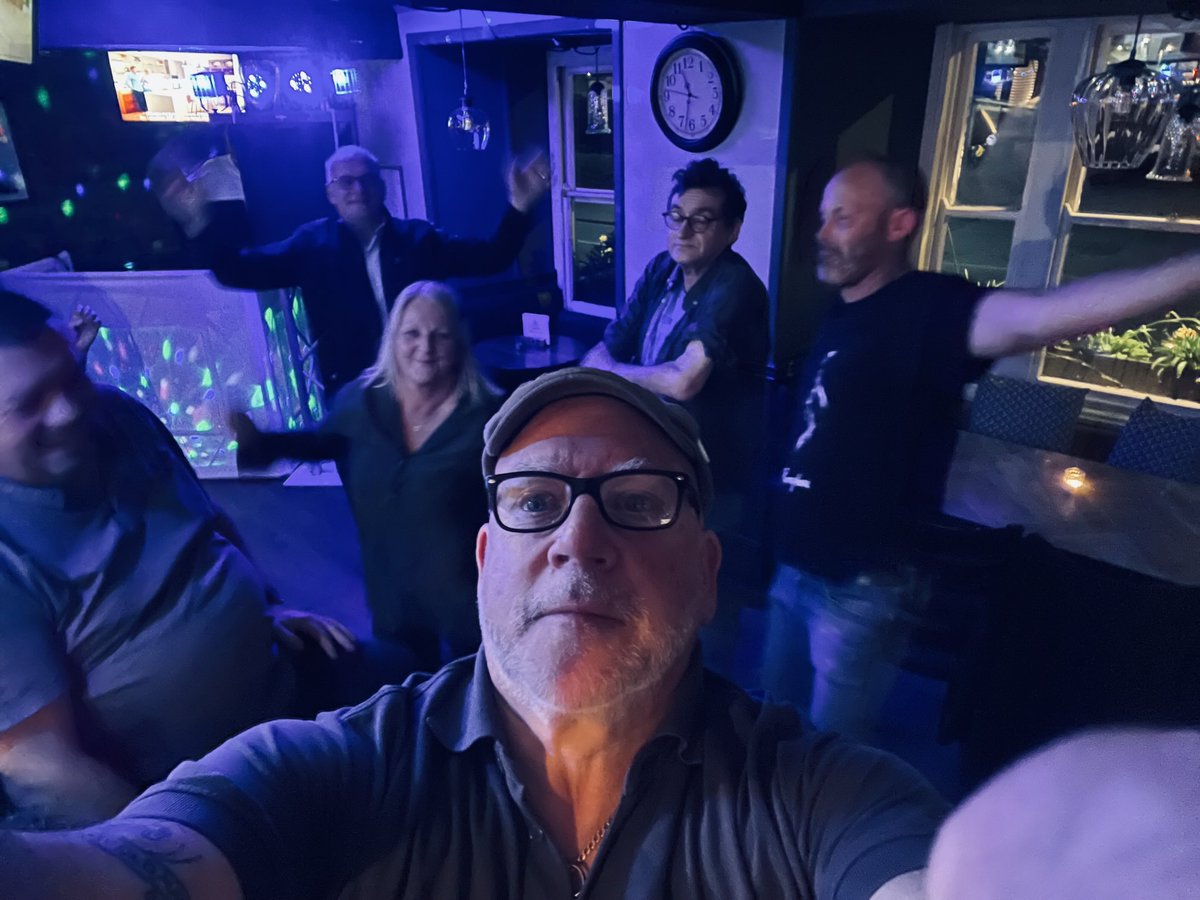 Bexhill United Football Club tweet media