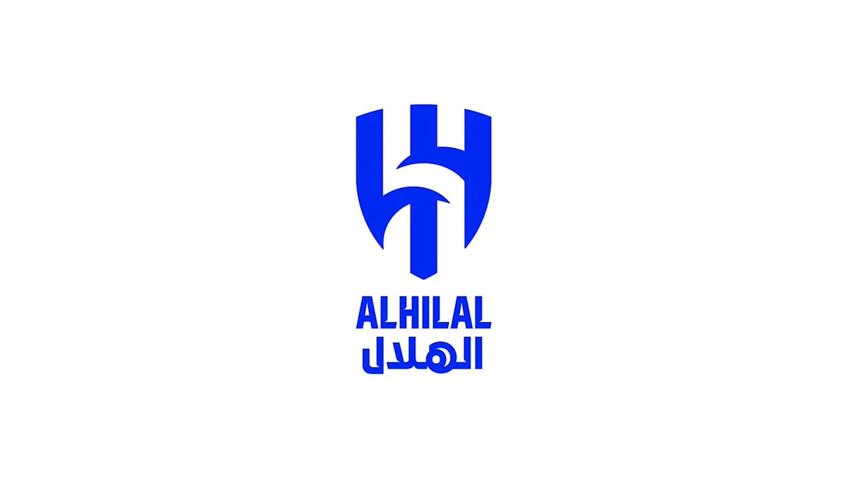 ahmad2man's tweet photo. #عاجل 

بيان إعلامي من نادي #الهلال 

"

جدّدت شركة نادي الهلال استغرابها من آلية اختيار الطواقم التحكيمية الأجنبية المستقطبة لقيادة مباريات دوري روشن السعودي من قبل لجنة الحكام في الاتحاد السعودي لكرة القدم، وذلك في عدد من مباريات الموسم الرياضي الجاري، كان آخرها مواجهة الفريق الأول أمام مضيفه "الفتح".
وأوضحت الشركة أن النادي يلتزم بتحمل التكلفة المالية المرتفعة وفق متطلبات لجنة الحكام بهدف استقطاب طواقم تحكيمية من النخبة المعروفة عالميًا، بما يسهم في تعزيز جودة المنافسات ويتواكب مع النهضة الكبيرة التي تشهدها كرة القدم الس��ودية والمكانة المتقدمة التي وصلت إليها، إلاّ أن استمرار استقطاب طواقم تحكيمية أجنبية متواضعة يثير تساؤلات مشروعة حول آلية الاختيار، مشددة على أهمية الارتقاء بجودة الحكام المستقطبين، خصوصًا مع اقتراب المنافسات من مراحل الحسم.
وشدّدت ��لشركة على تعذّر الاستعانة بطواقم تحكيمية محلية لقيادة مباريات الهلال؛ في ظل تكرّر عدد من الحالات التحكيمية المؤثرة في بعض المباريات التنافسية مؤخرًا، والتي أسهمت في تغيير عدد من النتائج، الأمر الذي يستدعي مراجعة آلية اختيار الطواقم التحكيمية الأجنبية بما يضمن الاستعانة بحكام يمتلكون الخبرة والكفاءة التي تواكب مستوى المنافسة."
