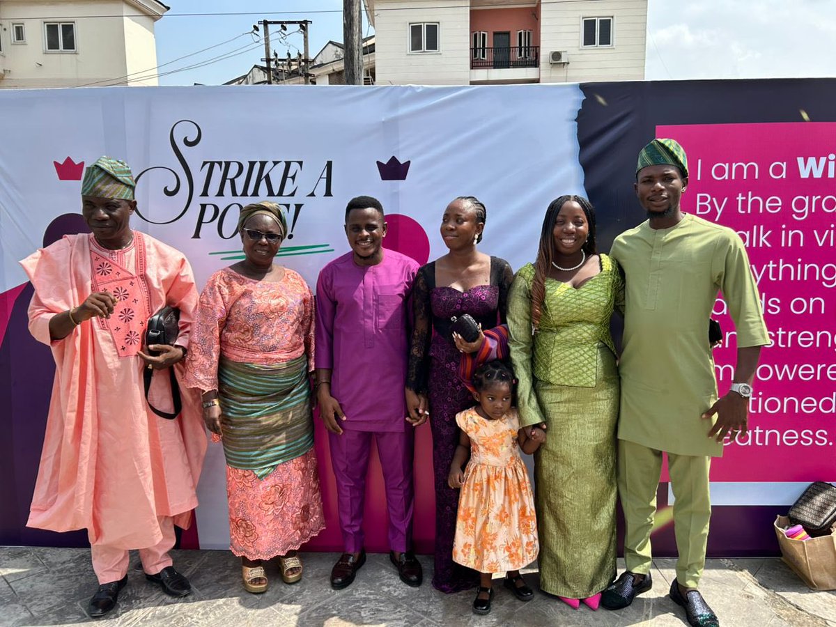 St. Xter tweet media