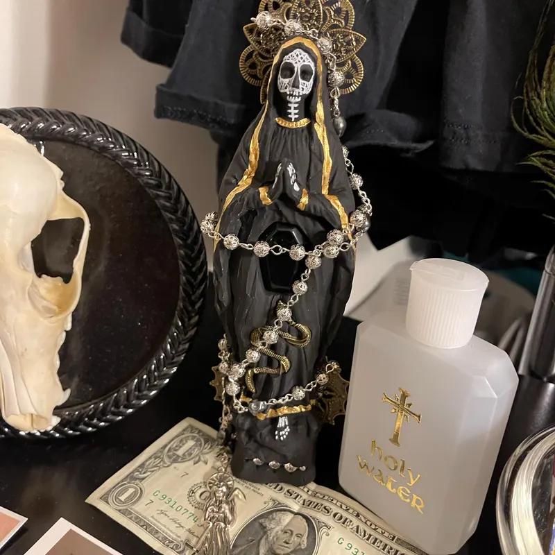 ☥ Yuge Bigly-servant of the Sacred Space🌹 tweet media