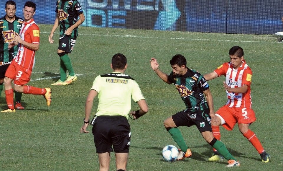 Sumario De Fútbol CANCH tweet media