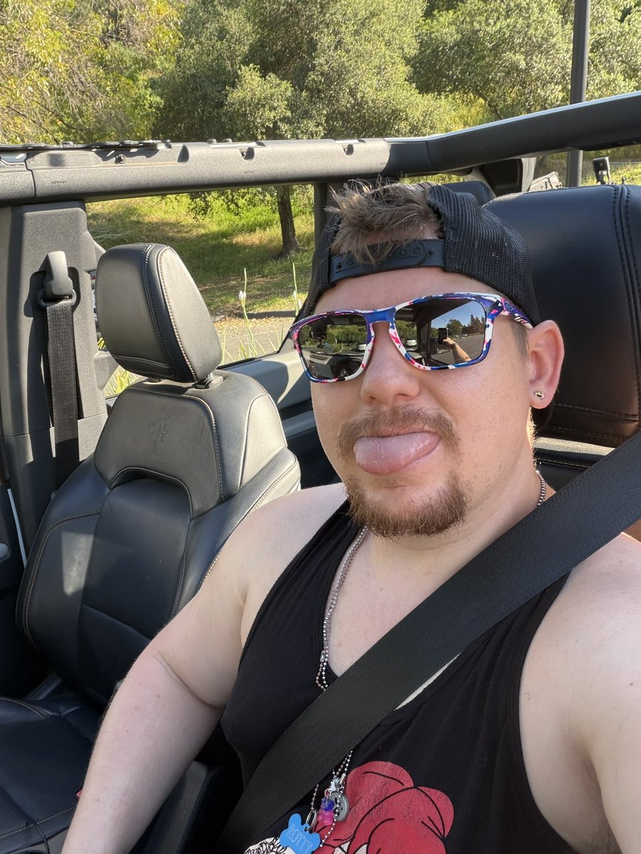 pup.kato tweet media