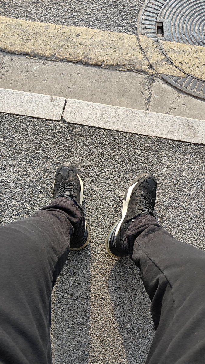 dubupang tweet media