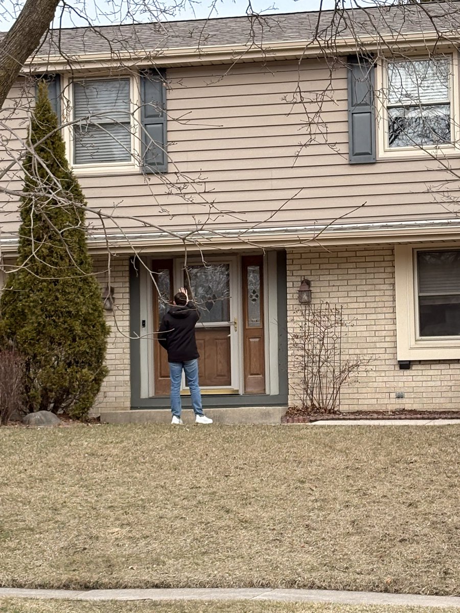 Charlie Fahey tweet media