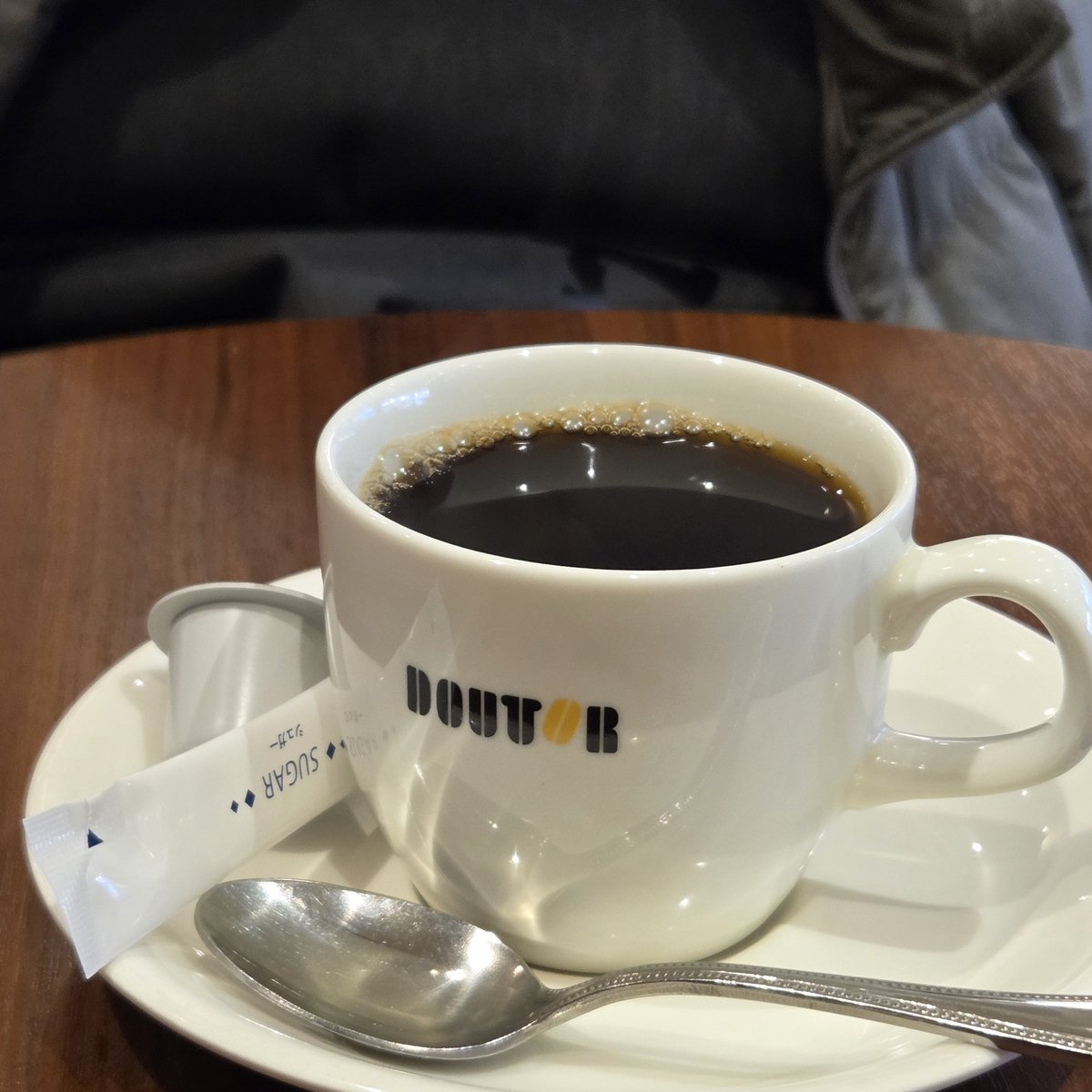 tech_mmmm's tweet photo. 子供の塾のテスト送った後、12時まで時間を潰す必要がある。

春の情報処理技術者試験あれば、勉強で時間使えたけど、今回は何しよう、、、 https://t.co/RxWRIlvRY8