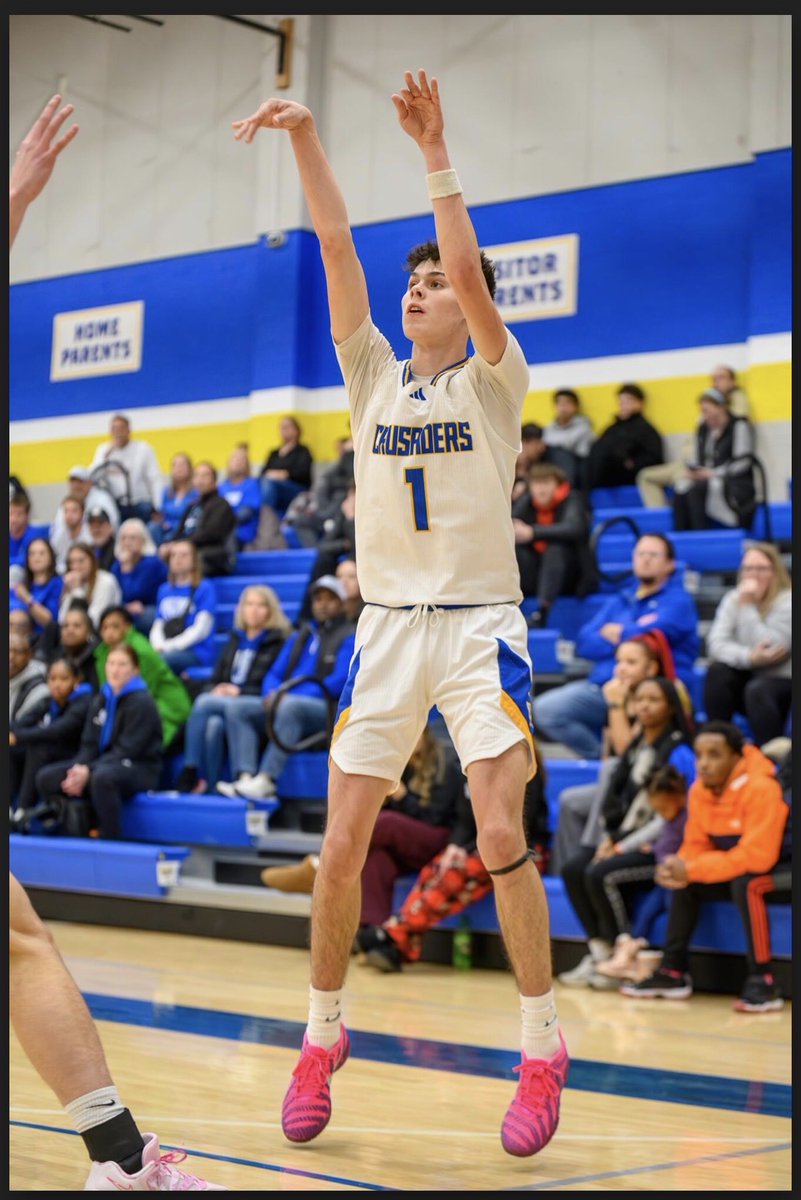 CMH Boys Basketball tweet media