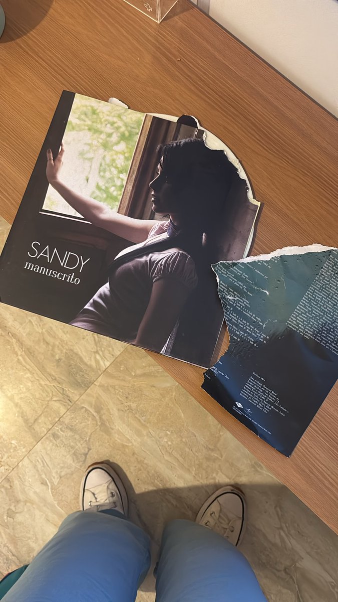 djusecario's tweet photo. Imagens de dor e sofrimento 😭
A obra prima da @SandyLeah e o degustador. Cara, eu tô mto triste por isso, vocês não tem noção.  😔 https://t.co/zgh7OTSzY3